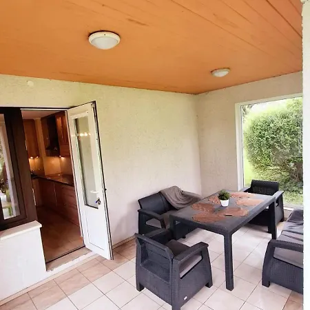 דירה Cozy Garden