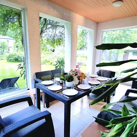 Cozy Garden דירה